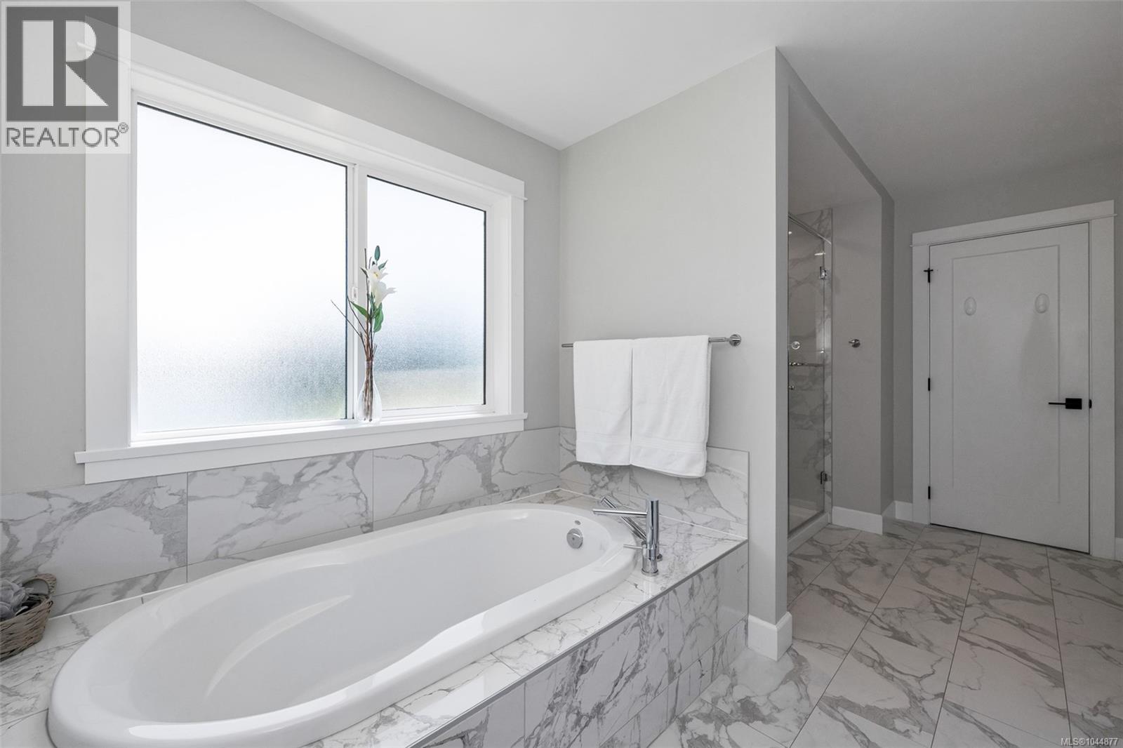  2717 Panda Place, Langford