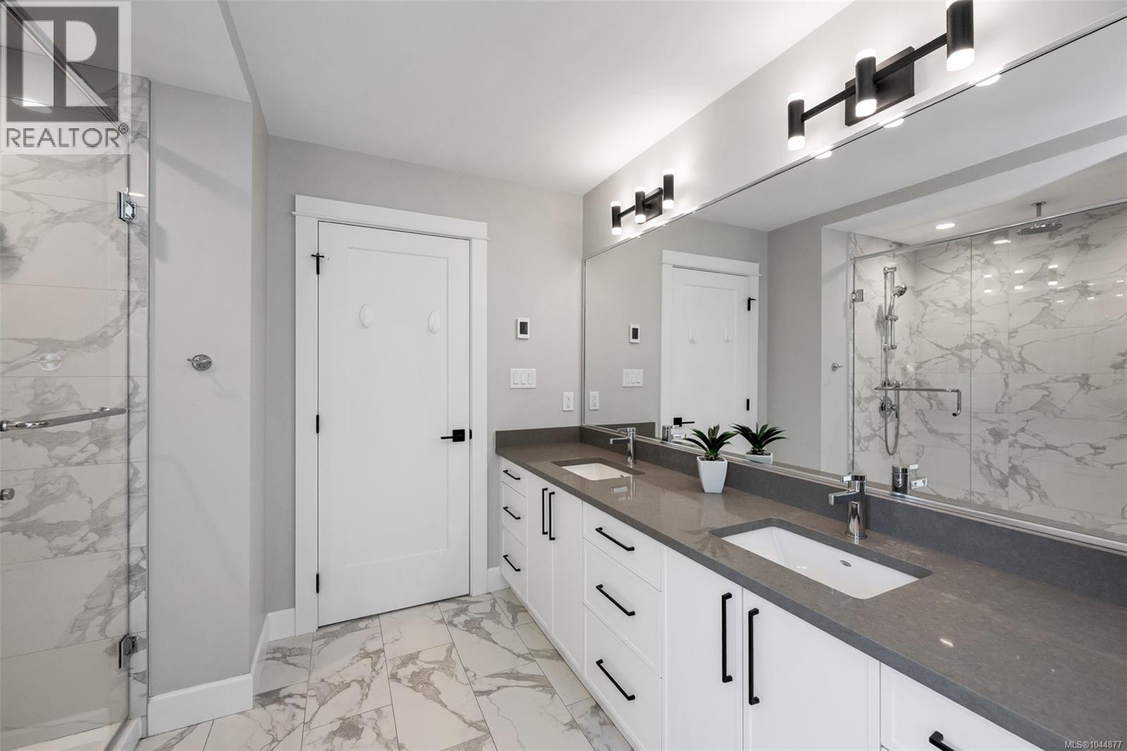  2717 Panda Place, Langford