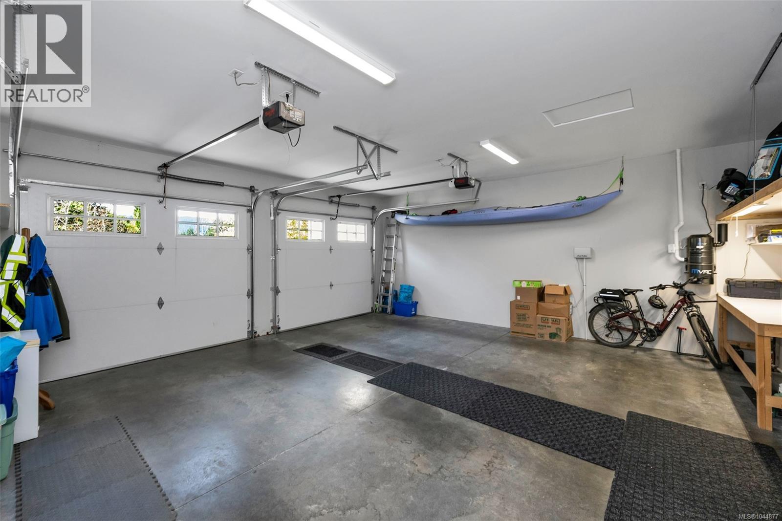  2717 Panda Place, Langford