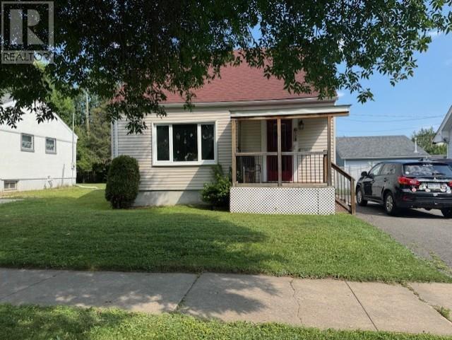 129 RAY BLVD - 1