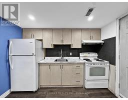 38 Robbinstone Drive, Toronto, ON M1B2E6 Photo 39