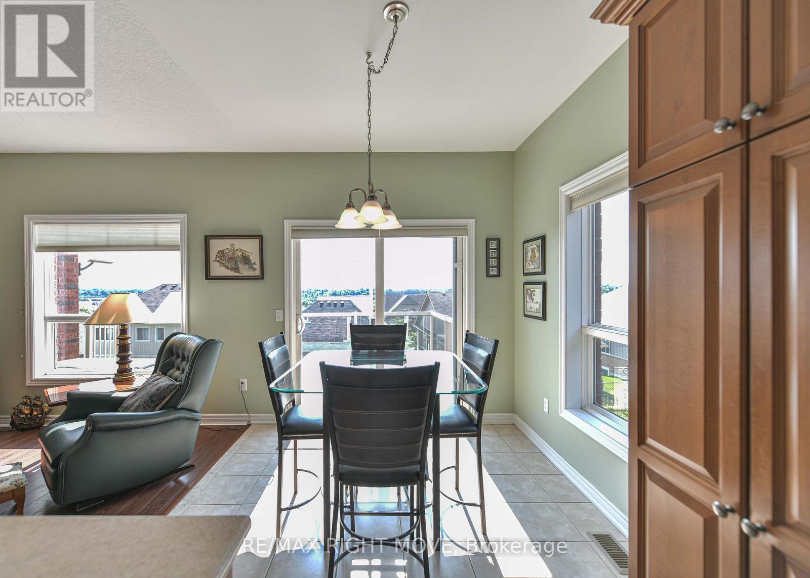 97 ATLANTIS DRIVE - Image 17