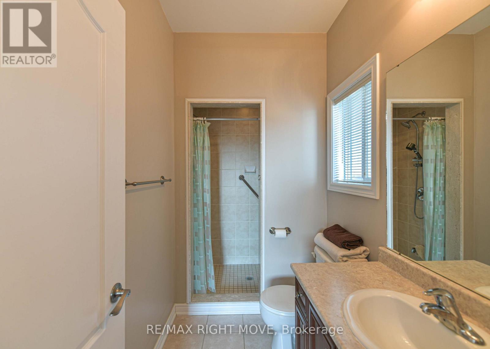 97 ATLANTIS DRIVE - Image 29