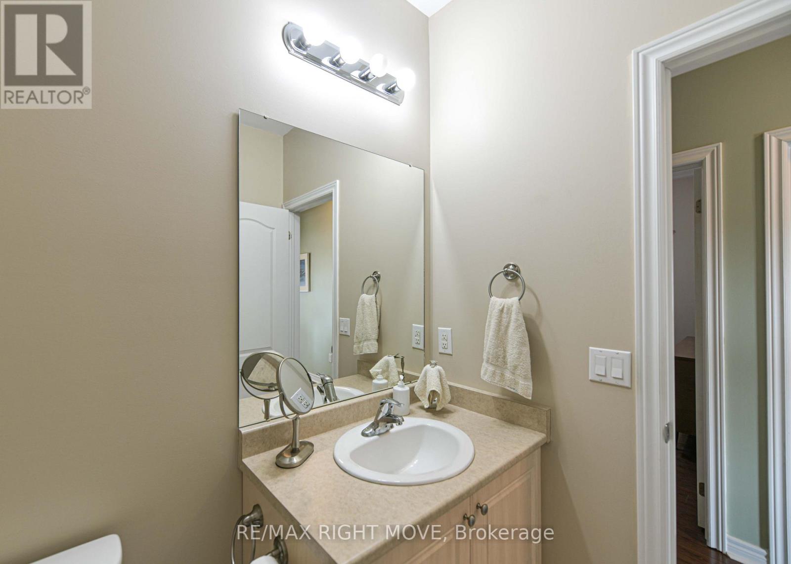 97 ATLANTIS DRIVE - Image 33
