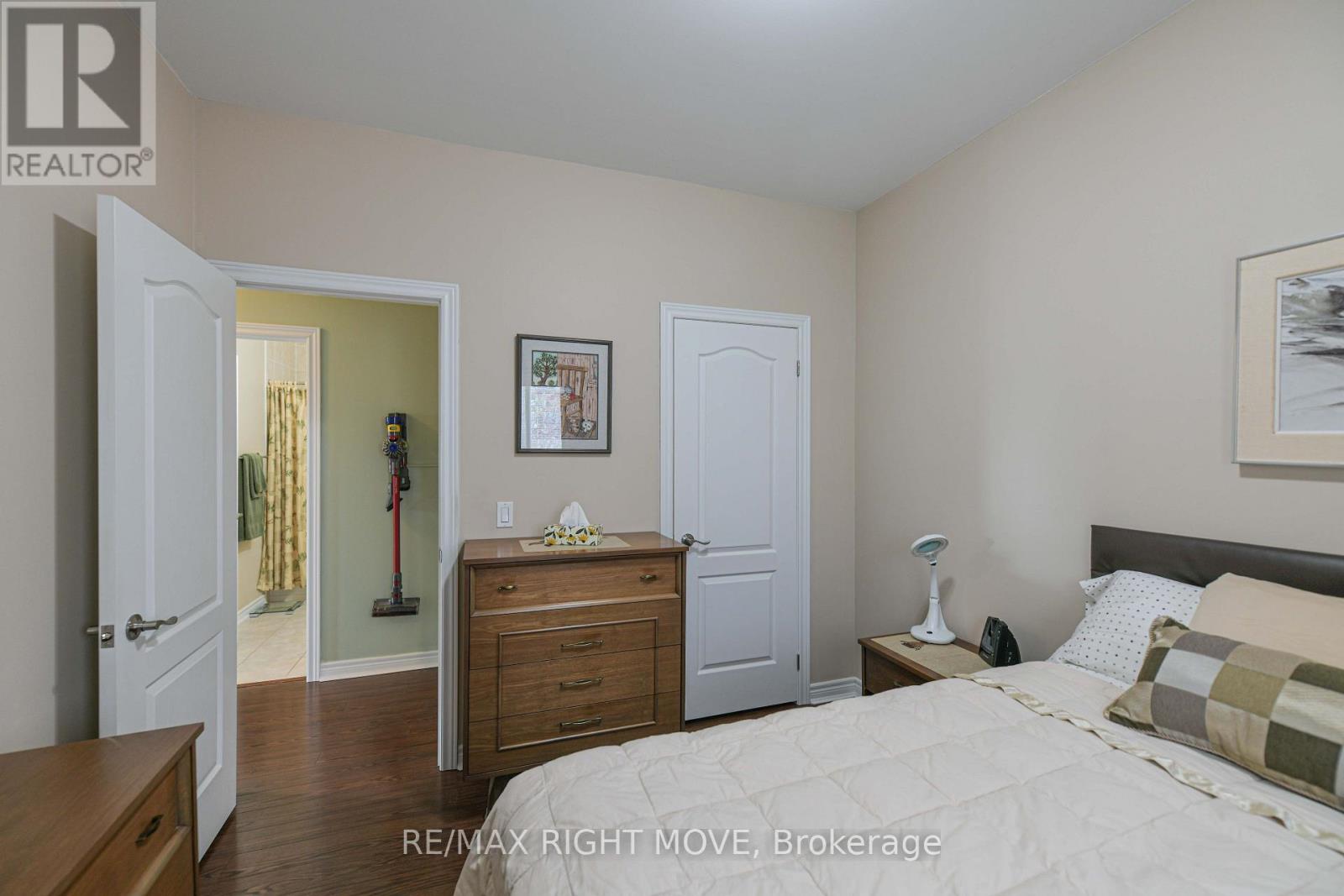 97 ATLANTIS DRIVE - Image 38