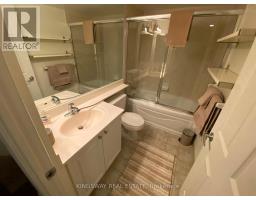 2730 - 3888 Duke Of York Boulevard, Mississauga, ON L5B4P5 Photo 9