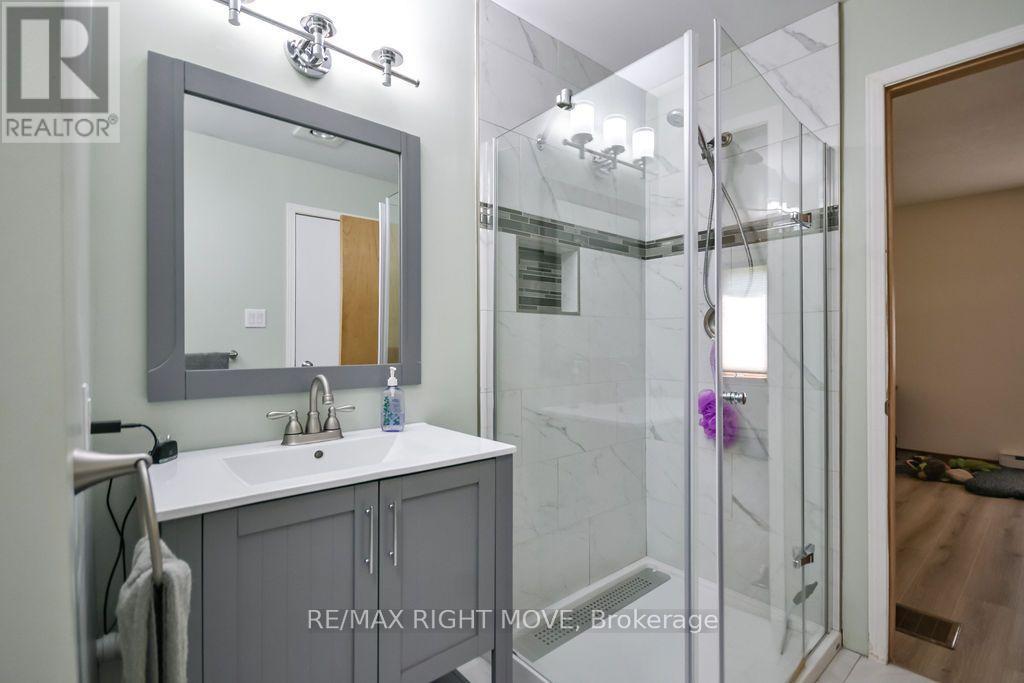 3263 SHOREVIEW DRIVE - 18