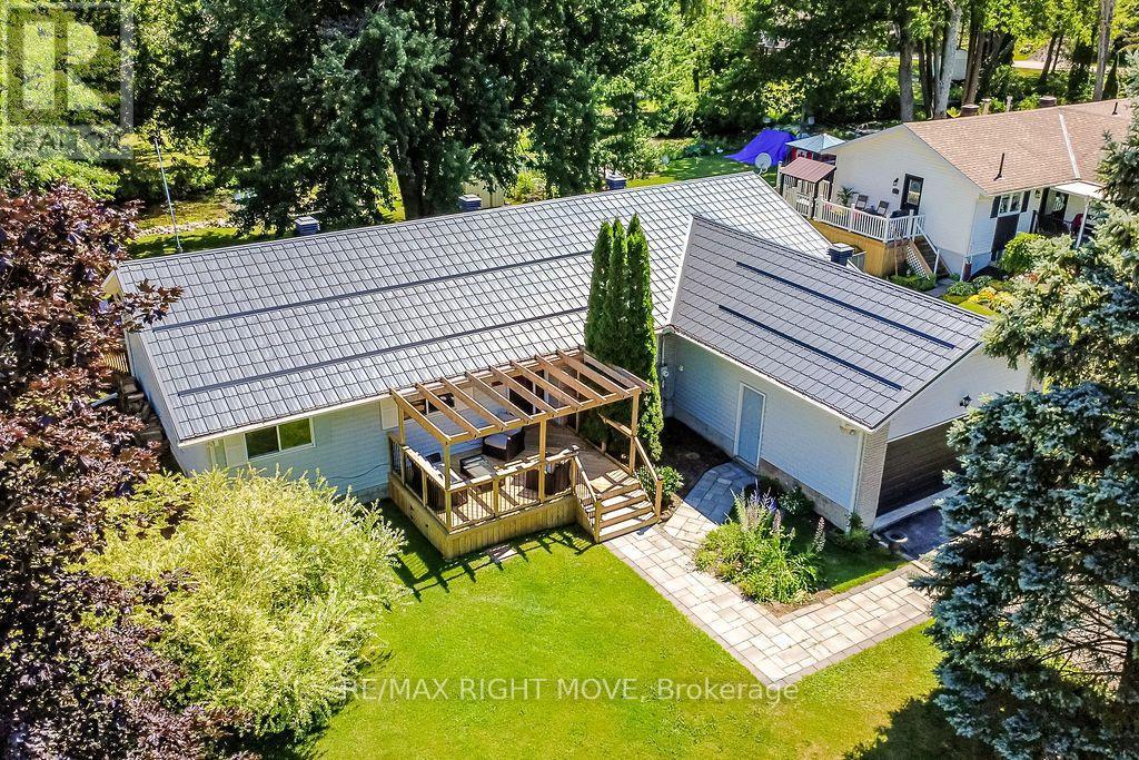 3263 SHOREVIEW DRIVE - 36
