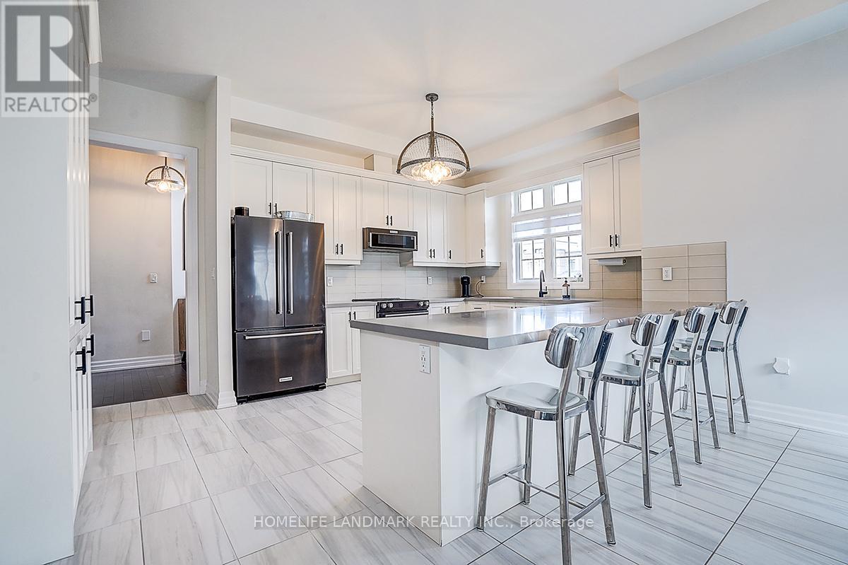 56 BOTELHO CIRCLE - 8
