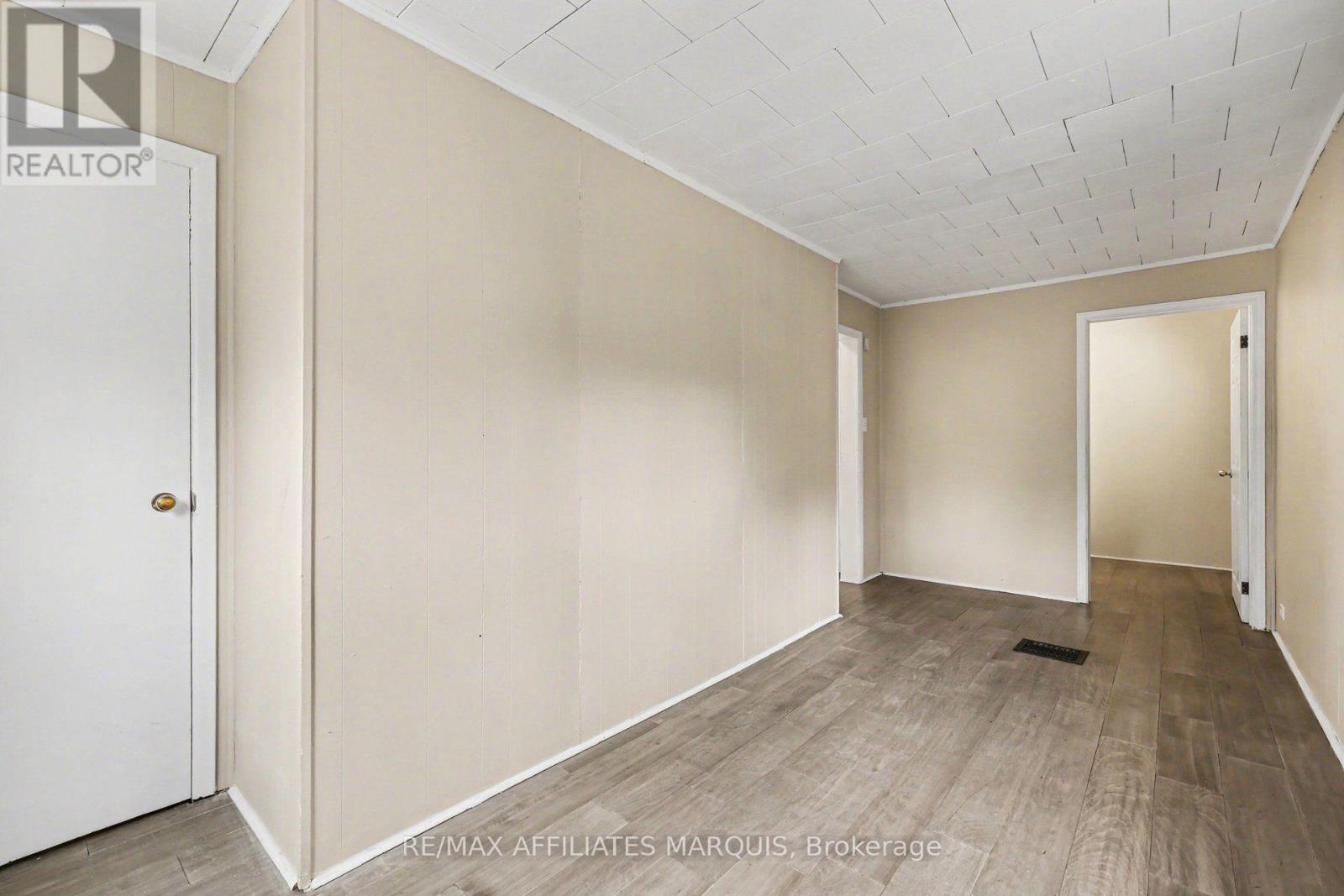 3 Bed, 2 Bath House for Sale in Ottawa – 6036 PERTH STREET, Ottawa – MLS# X13630050 - Image 20
