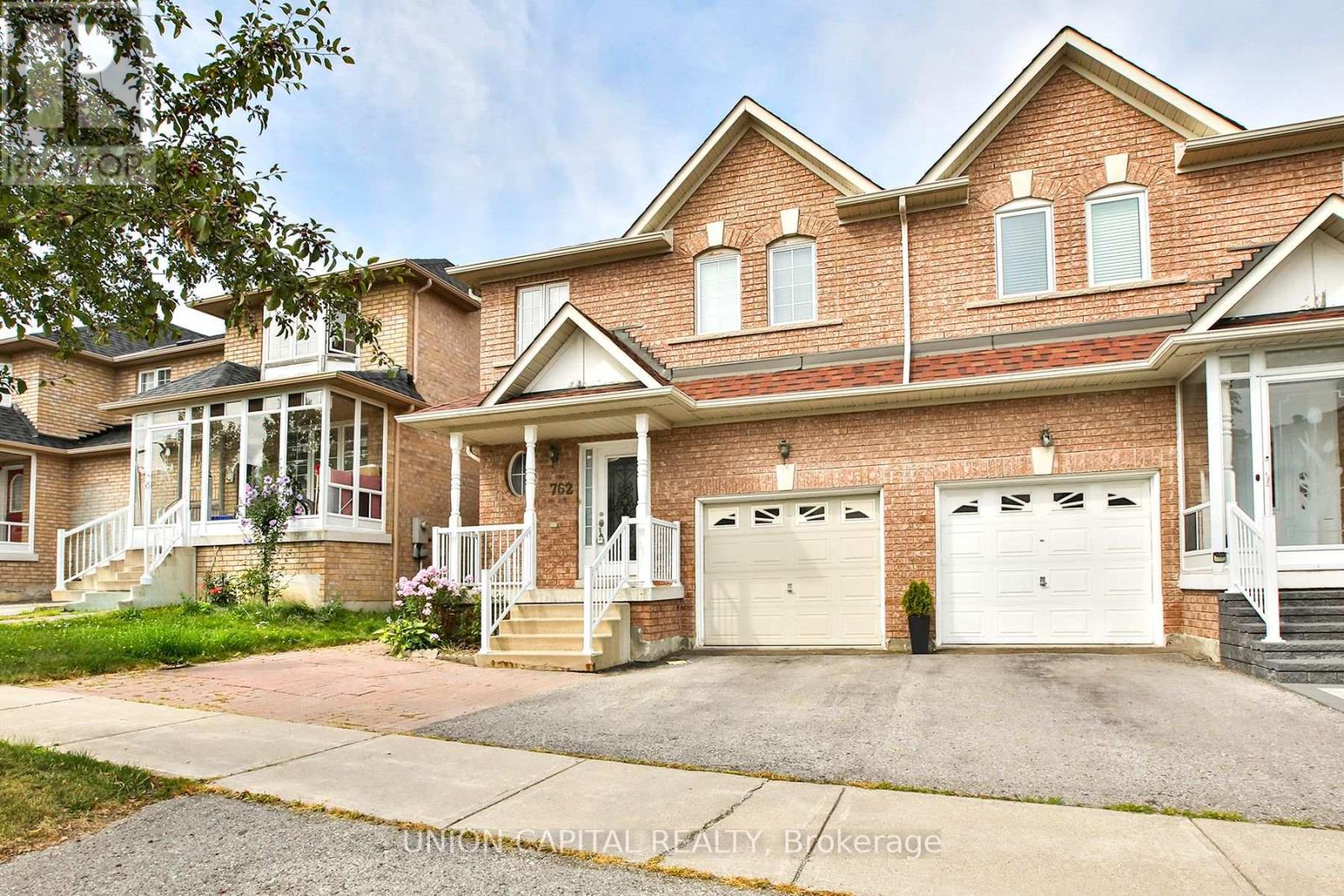 762 CABOTO TRAIL