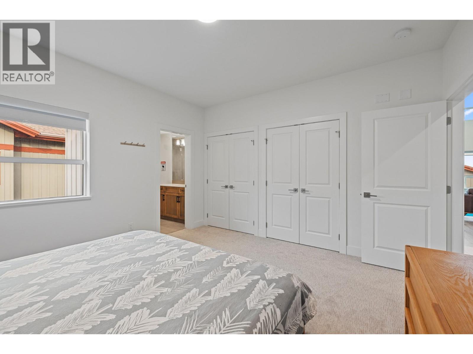 8E 5075 Snowbird Way, Big White