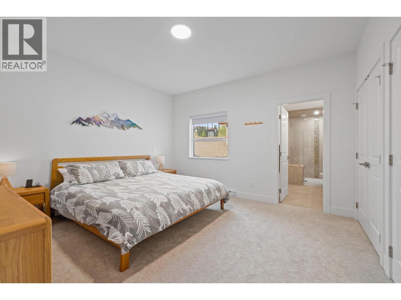 #8E 5075 Snowbird Way - 4