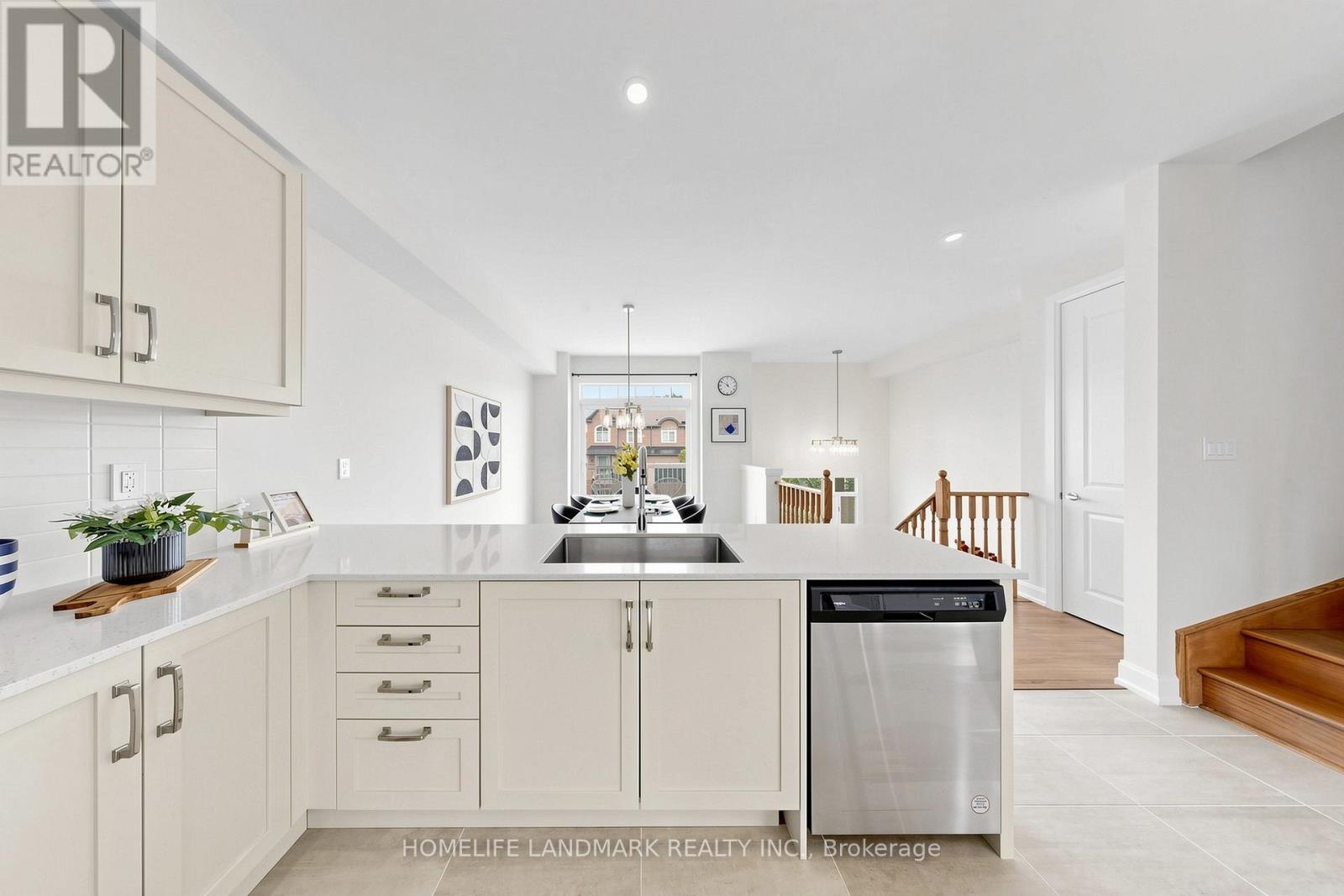 53 SEGUIN STREET - 15