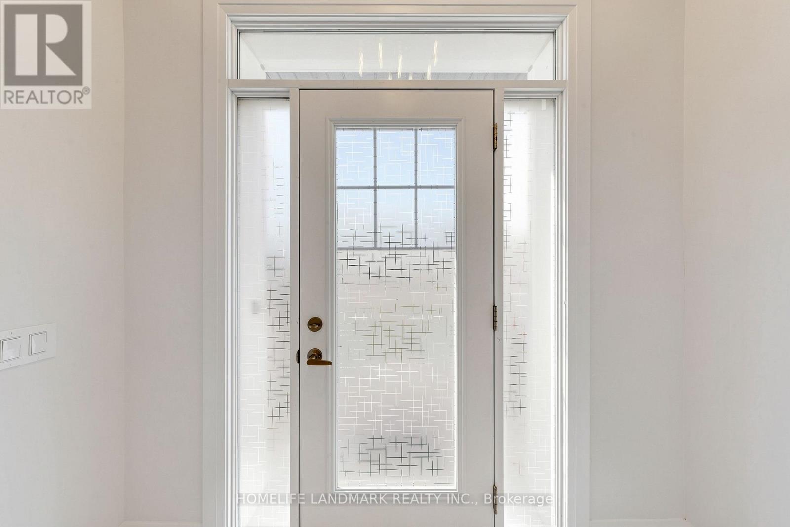 53 SEGUIN STREET - 25