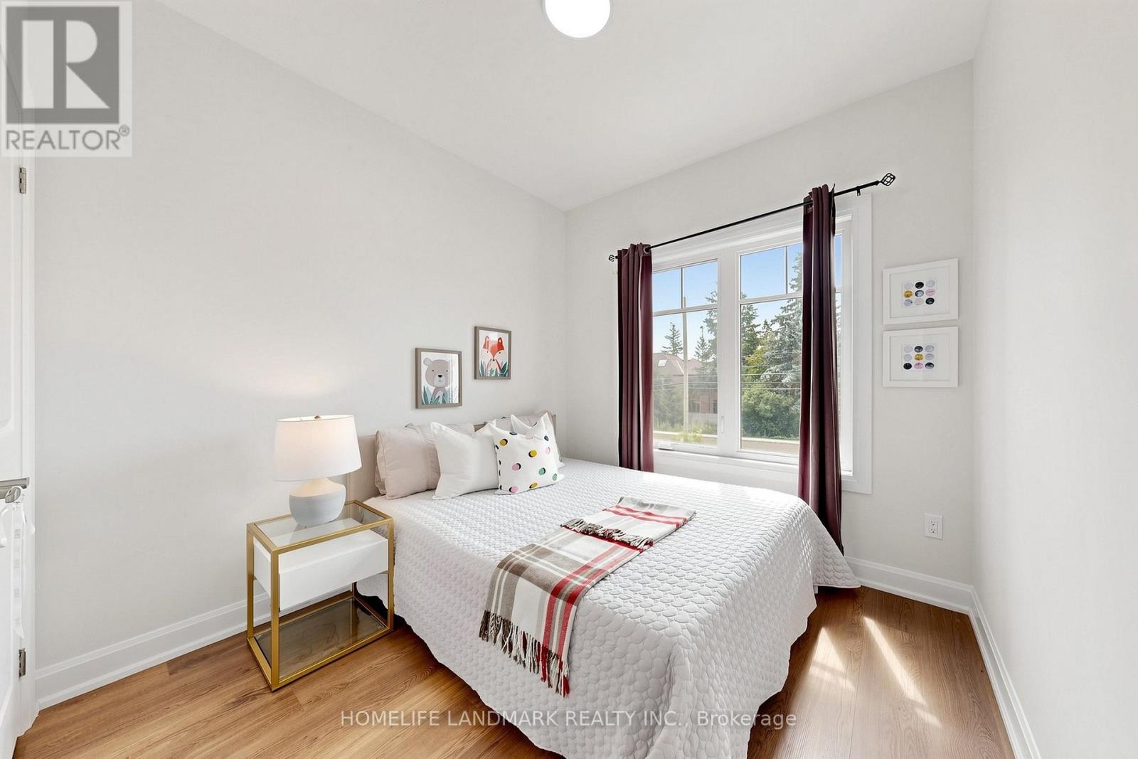 53 SEGUIN STREET - 40