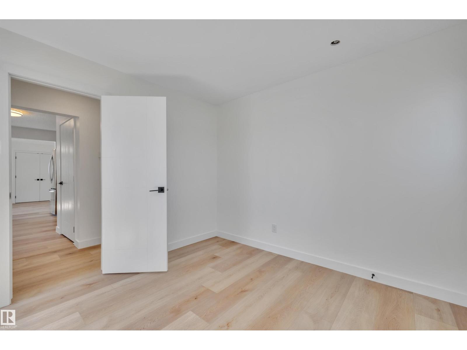 4712 49 Street - Photo 18