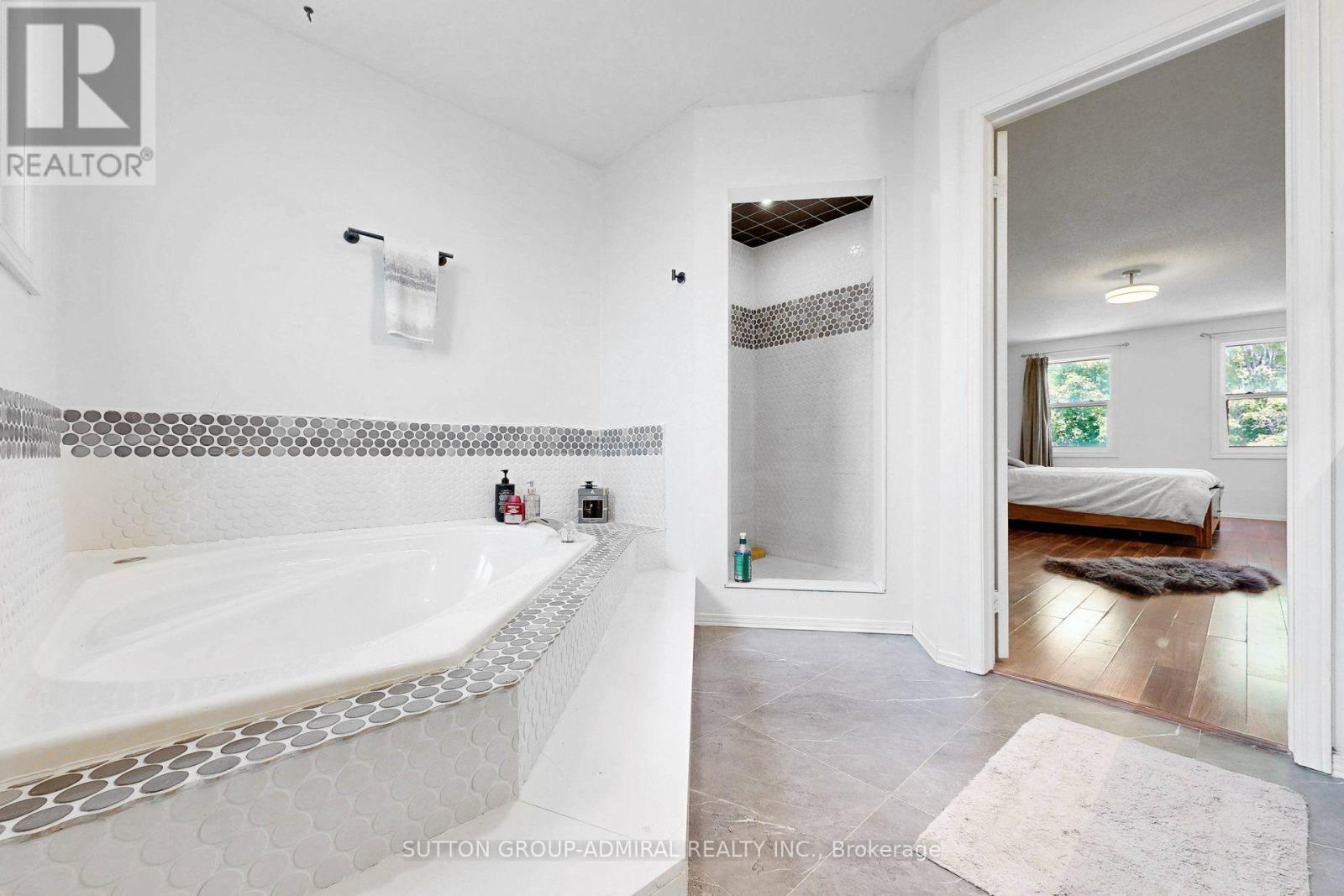 879 PEGGOTY CIRCLE - Image 28