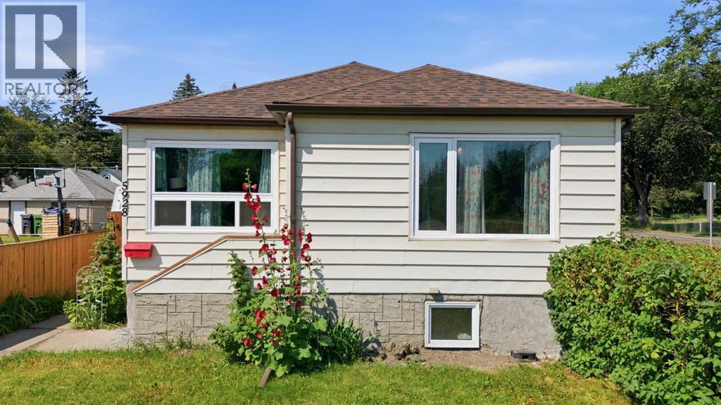 5928 51 Avenue, Red Deer