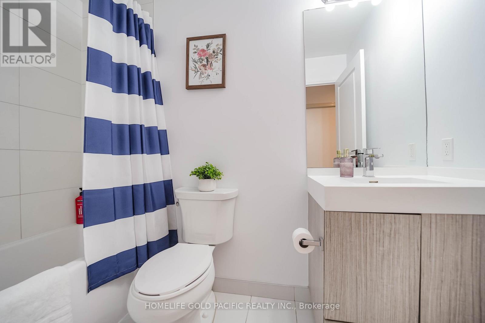 #925 251 JARVIS STREET - 19