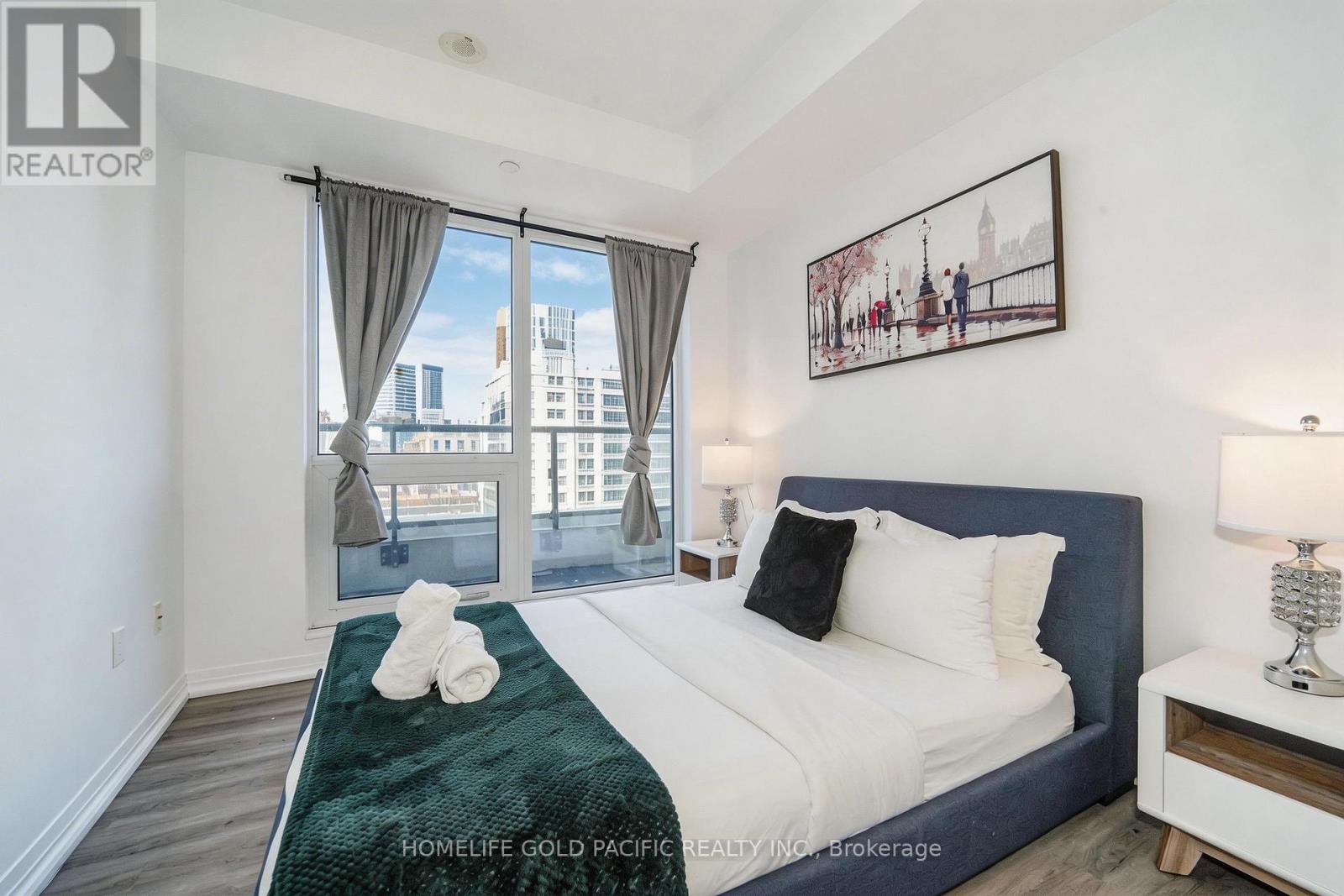 #925 251 JARVIS STREET - 2