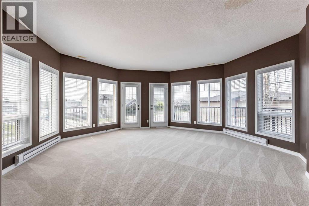 #28 298 Somerset Way SE - Image 12