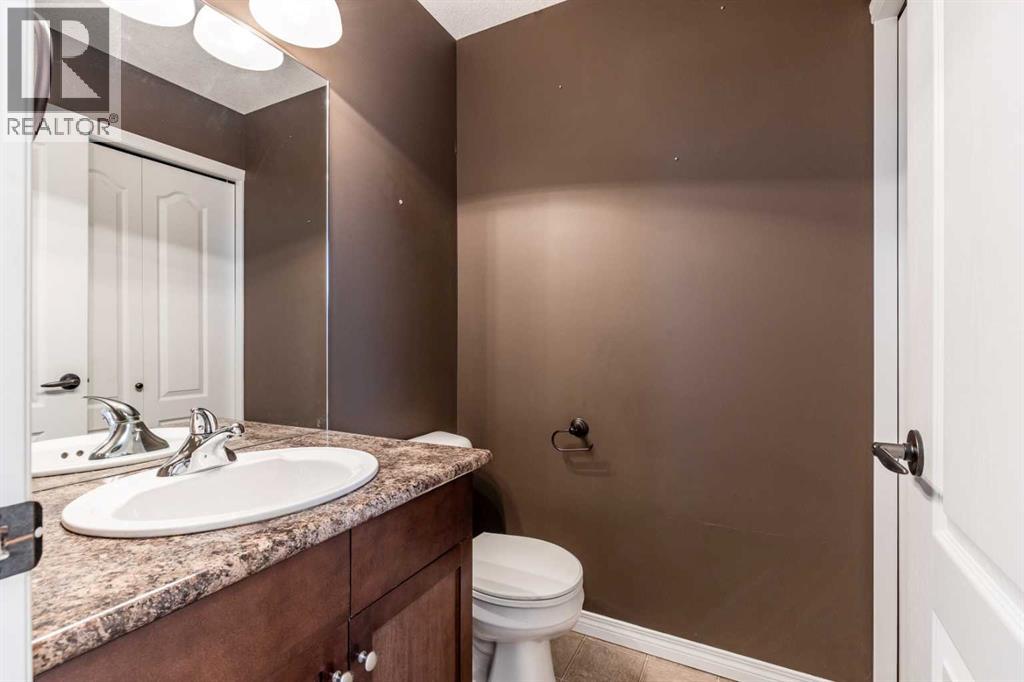 #28 298 Somerset Way SE - 16