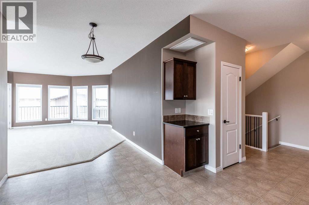 #28 298 Somerset Way SE - Image 11
