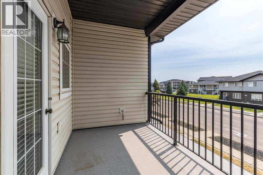 #28 298 Somerset Way SE - 33