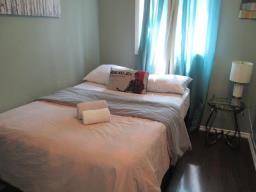 Primary Bedroom - 414 Aikins Street, Winnipeg, MB R2W4H5 Photo 8