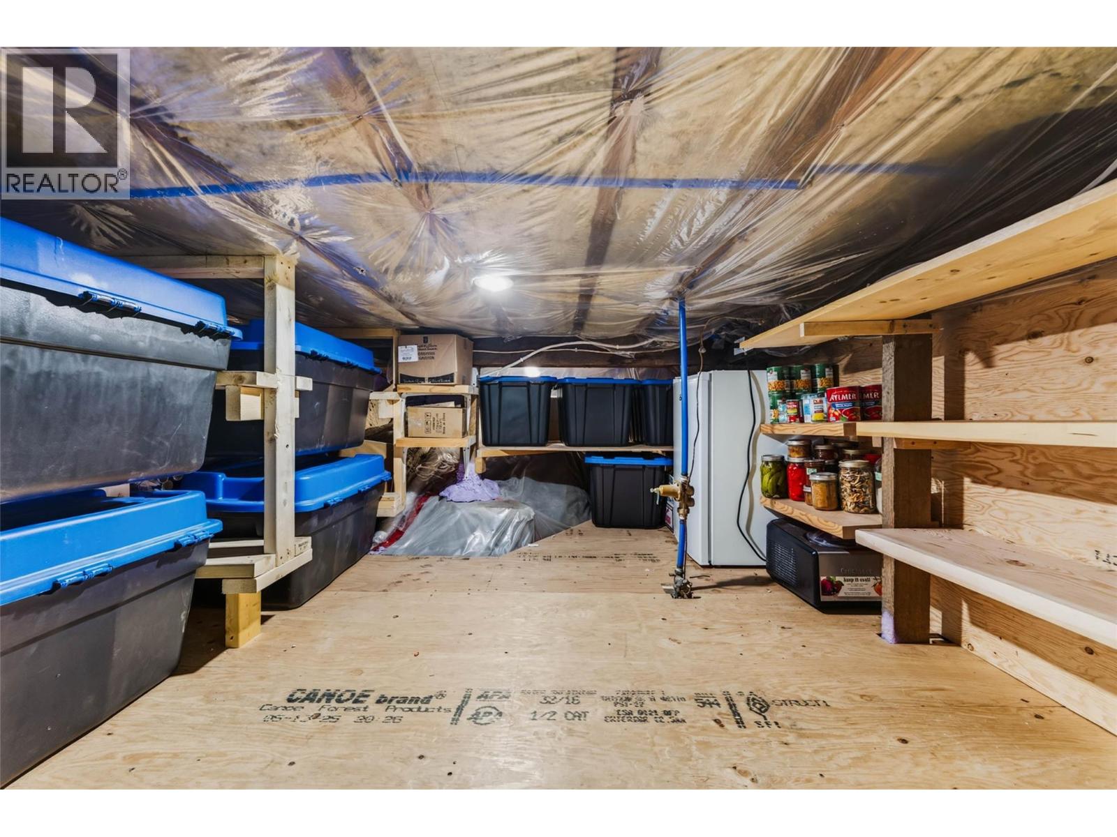 1011 Hall Street - 41