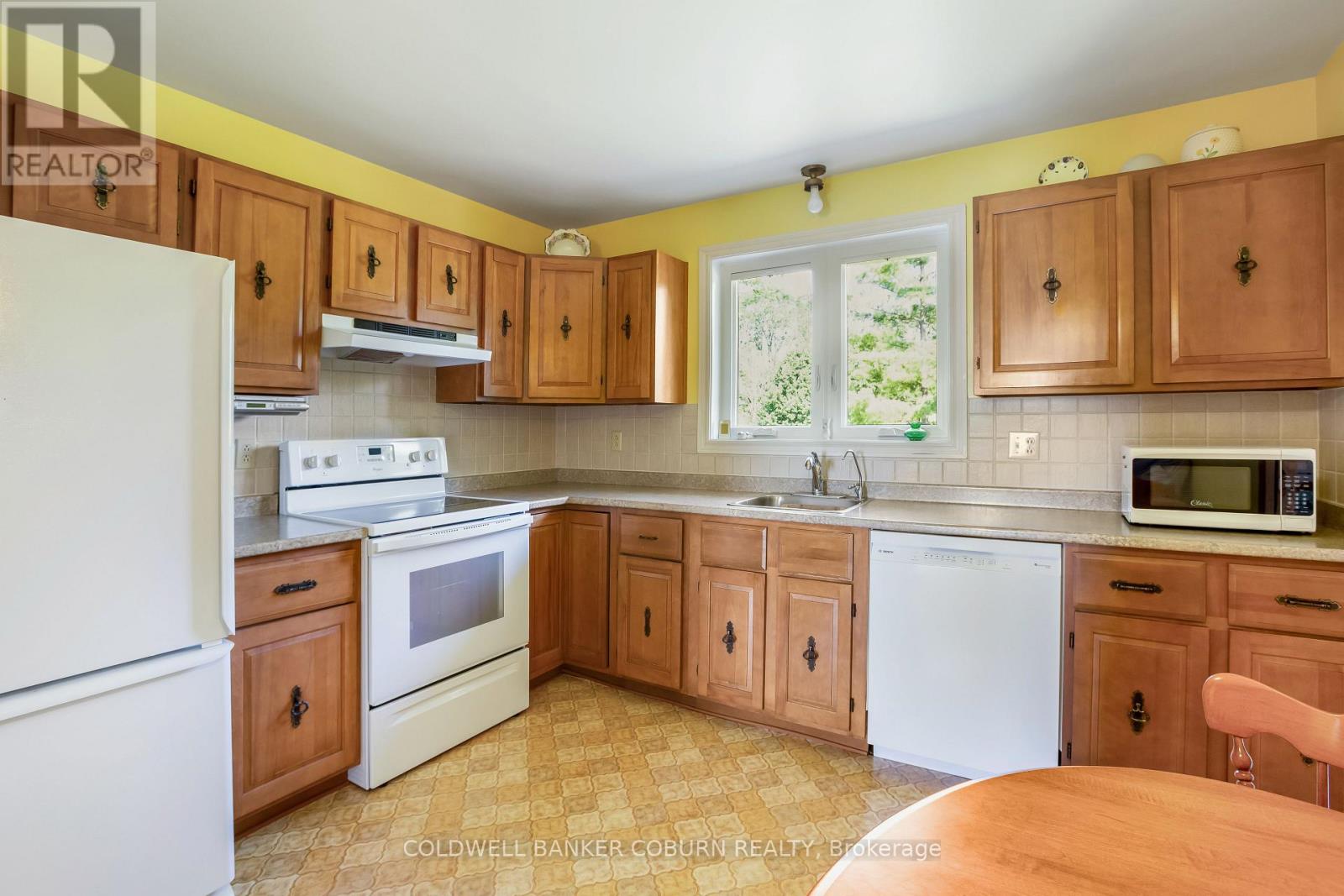 12169 LAKESHORE DRIVE - 6