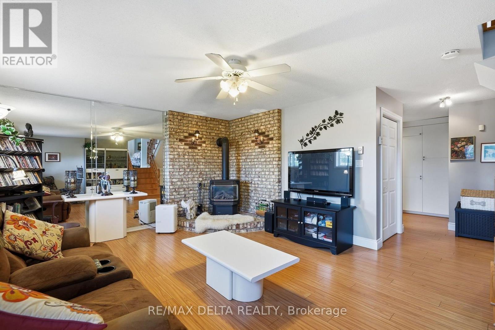 965 JEROME STREET - 25