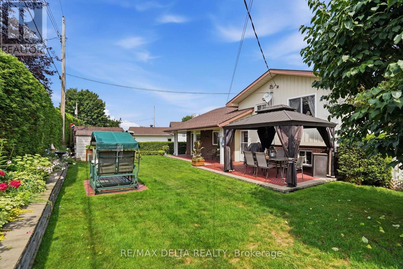 965 JEROME STREET - Image 31