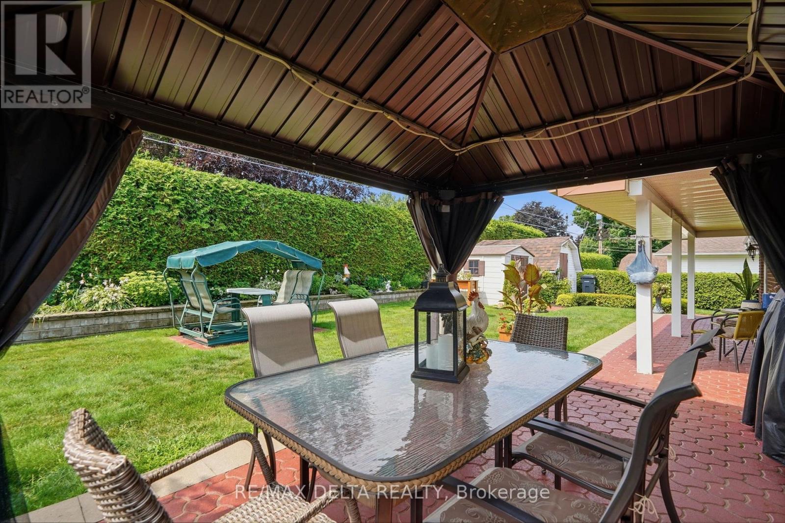 965 JEROME STREET - 32