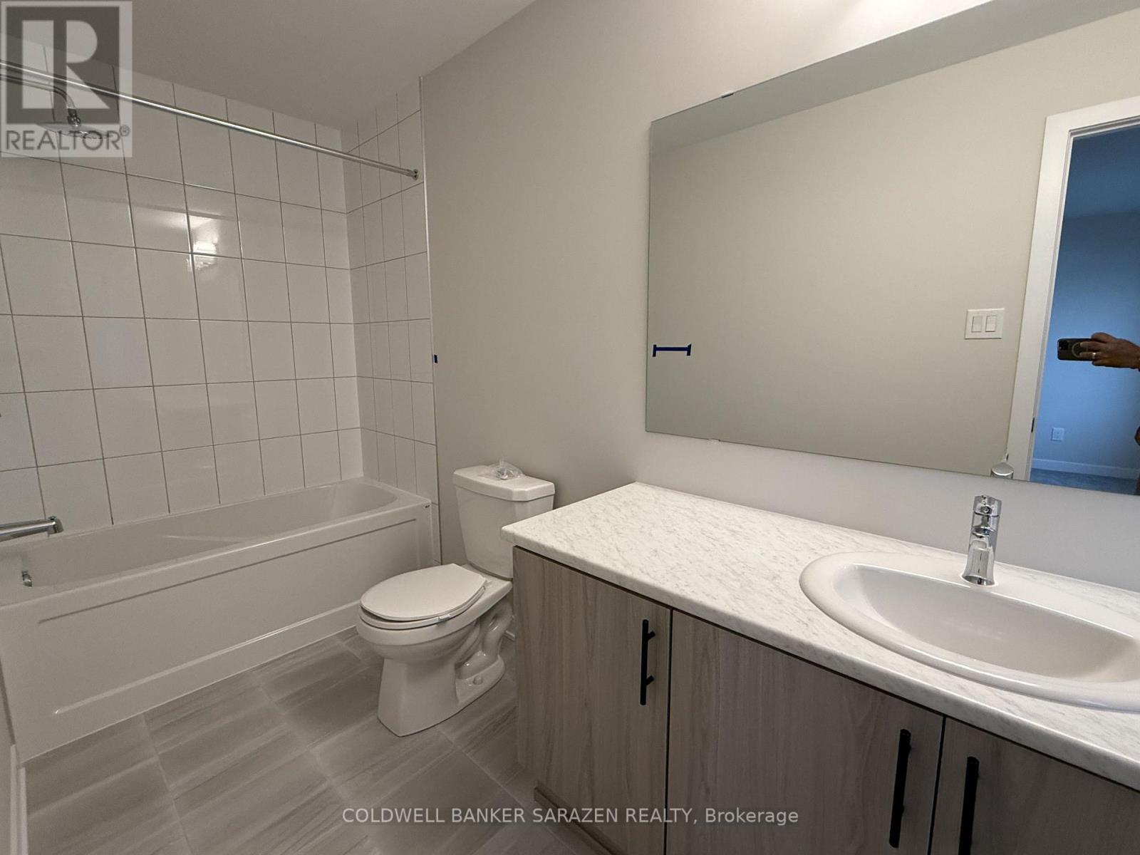 3 Bed, 3 Bath House for Rent in Ottawa – 749 HAFLINGER ROW, Ottawa – MLS# X13630192 - Image 18
