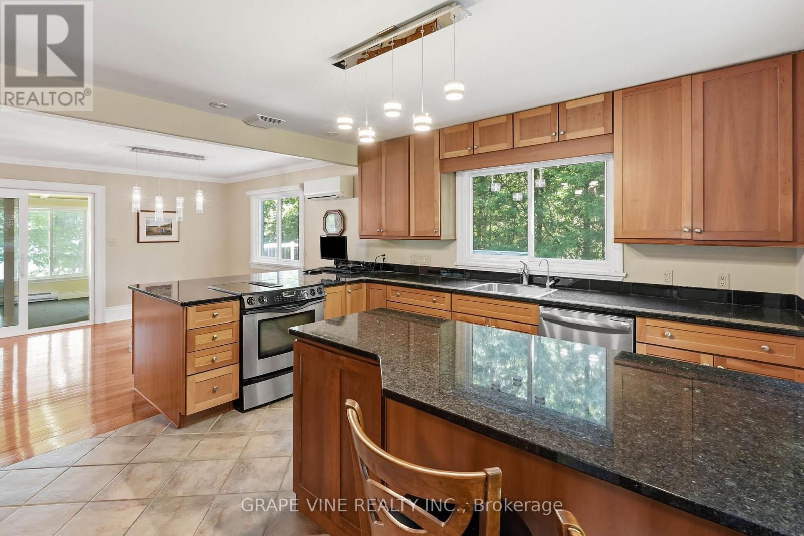 68 GOODMAN CRESCENT - 4