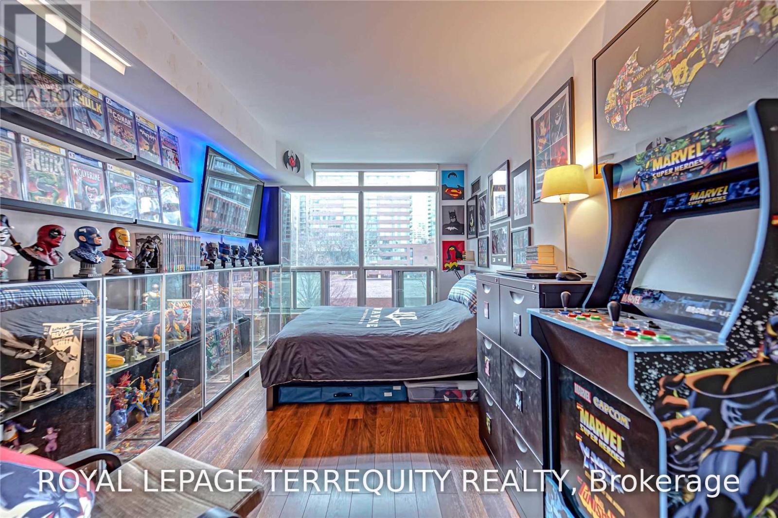 #319 942 YONGE STREET - 28