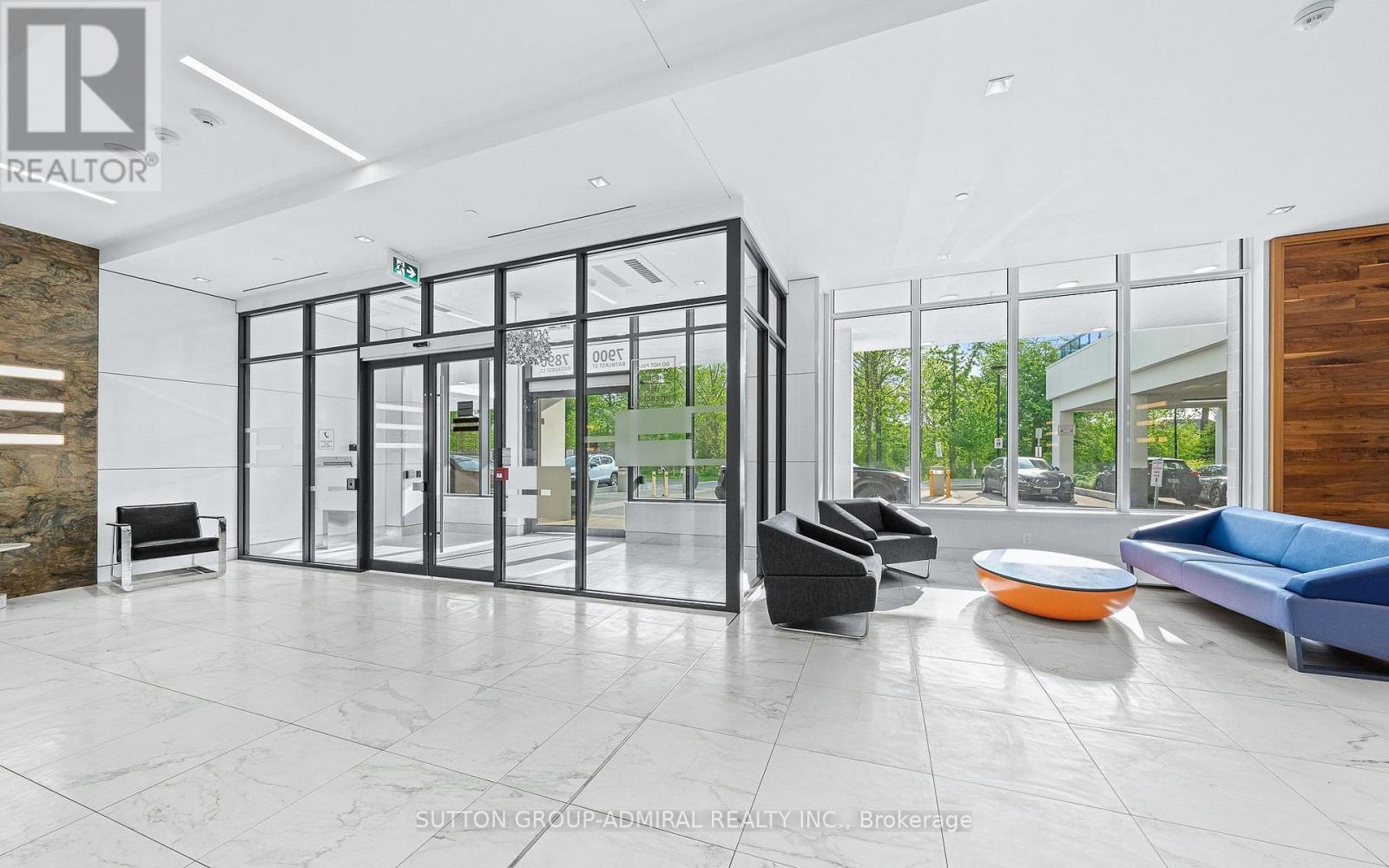 #331 7900 BATHURST STREET - Image 4