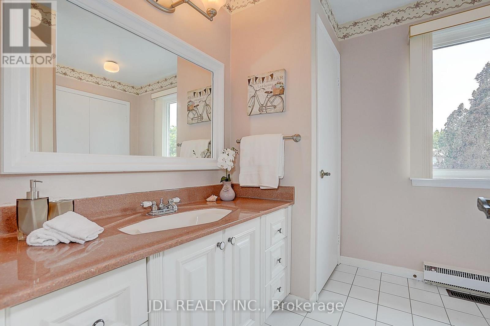 20 MOSSGROVE TRAIL - 32