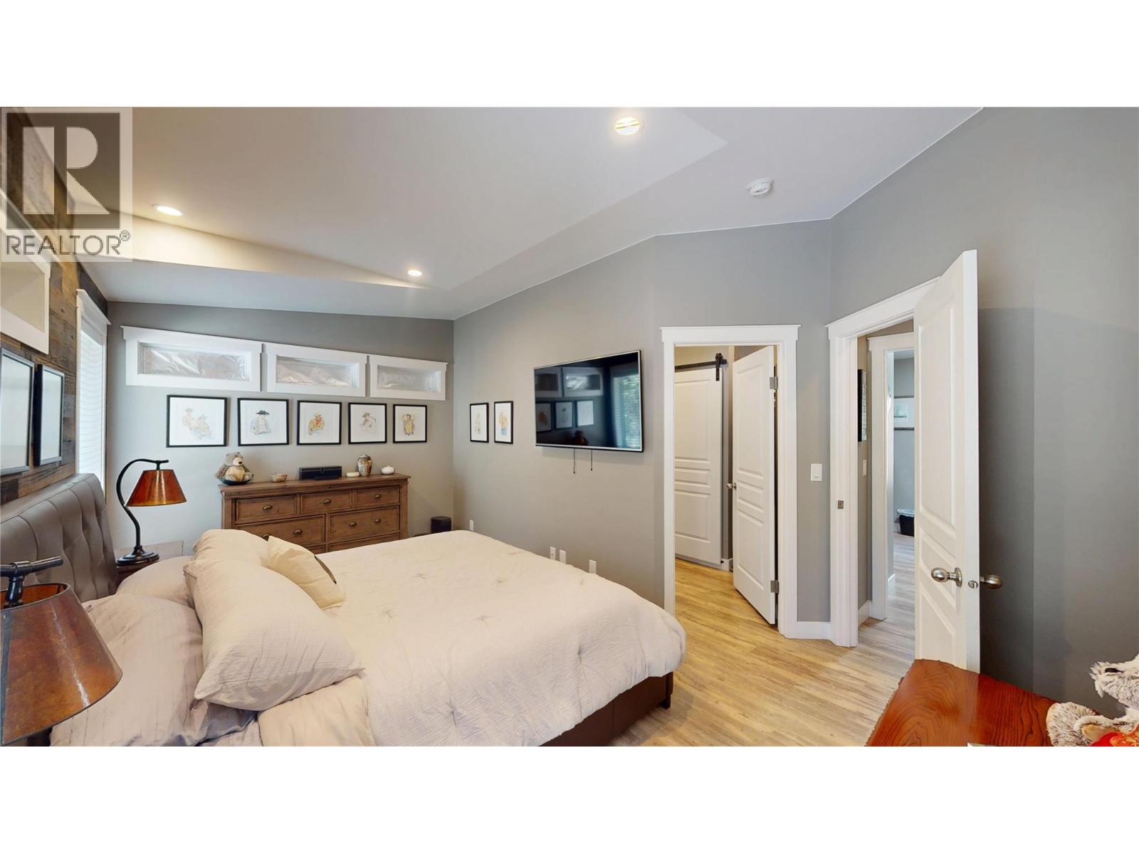 4160 93 Highway - Image 13