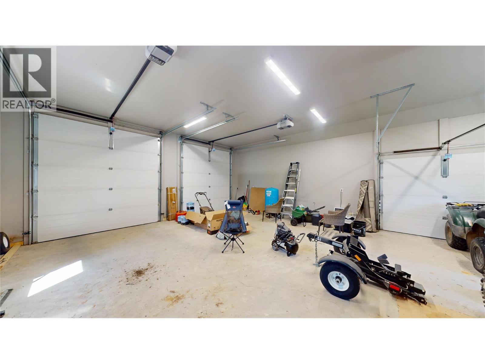 4160 93 Highway - 38