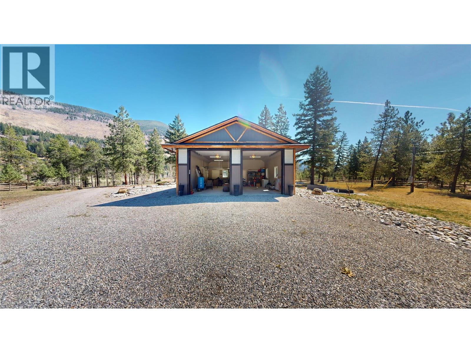 4160 93 Highway - Image 33