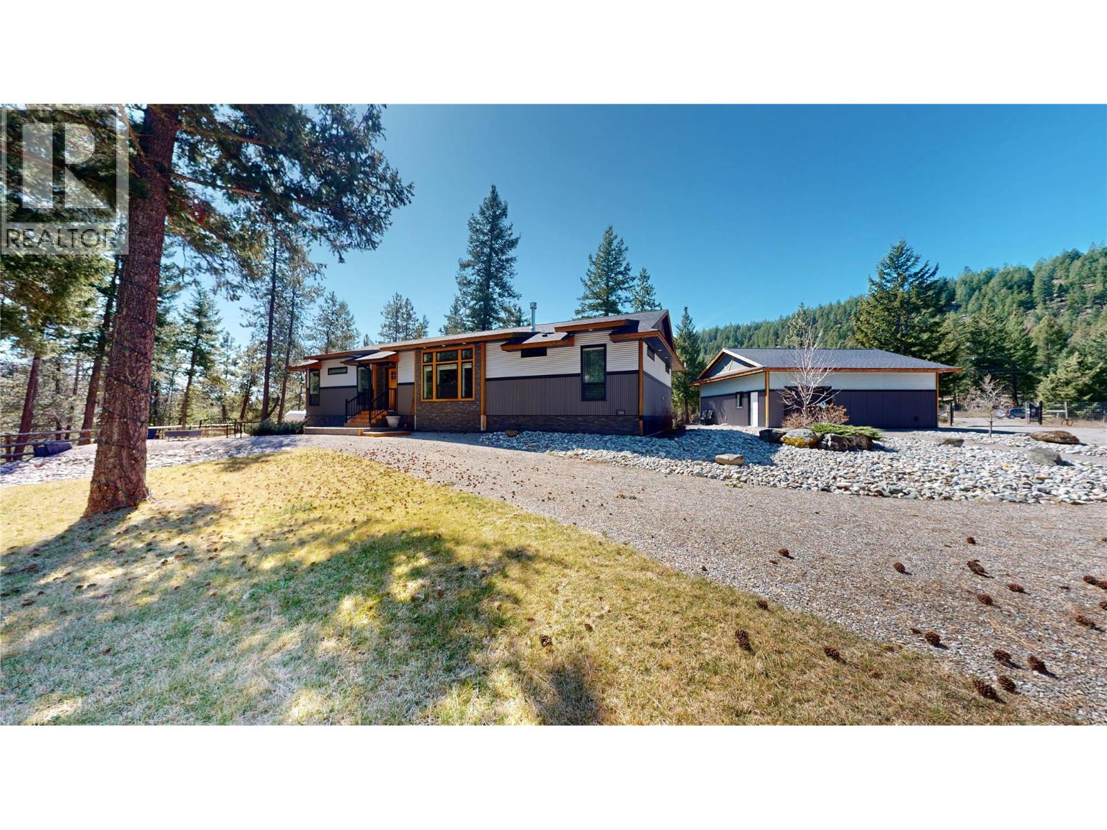 4160 93 Highway - Image 32