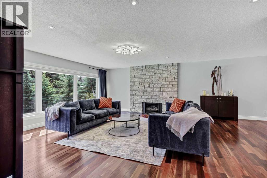 10907 Willowfern Drive SE, Willow Park, Calgary photo 3