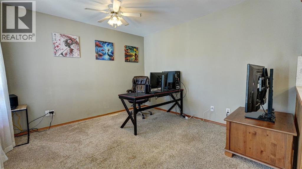 529 53 Avenue W - Image 11