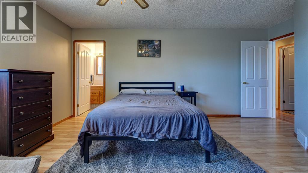 529 53 Avenue W - Image 17