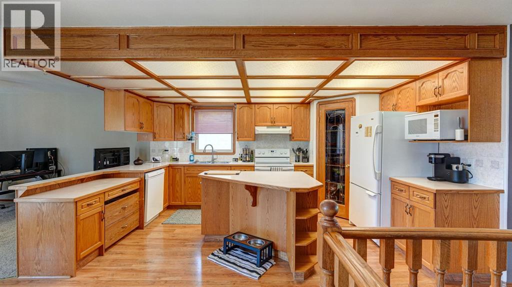 529 53 Avenue W - Image 10