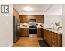 2pc Bathroom - 33 Raleigh Street Unit# A, Brantford, ON N3T1J8 Photo 7