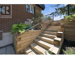 2 OBERON STREET — photo 3